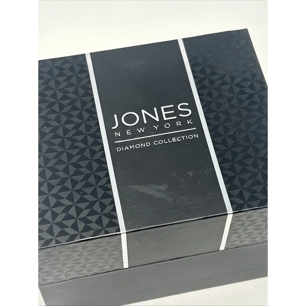 NIB Jones New York Diamond Collection Gold Tone Green Face Genuine Diamond